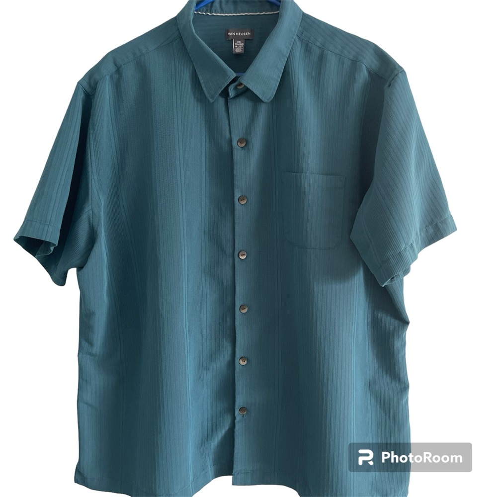 Mens Van Heusen XXL short sleeve shirt